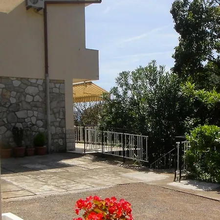 Vera Apartment